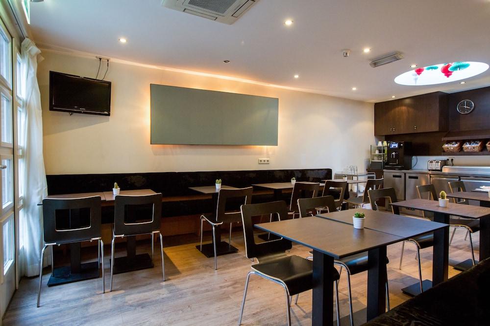 Dutch Design Hotel Vondelpark Амстердам Екстериор снимка